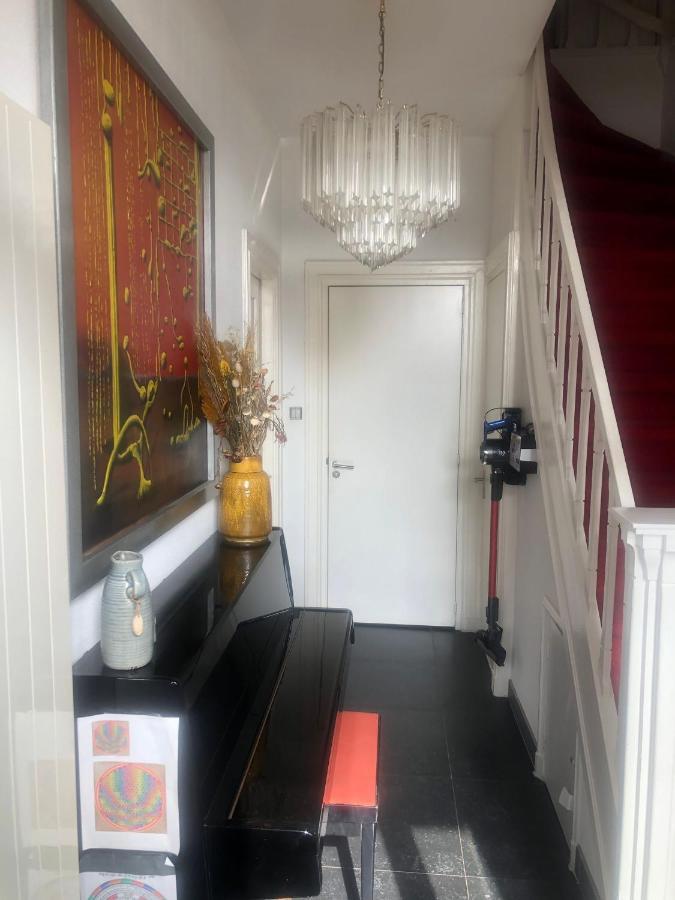 Bolton Boulevard Beach Rooms 弗利辛恩 外观 照片