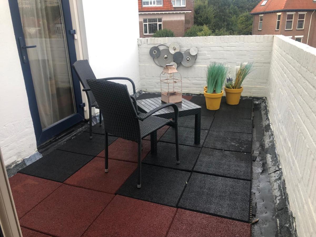 Bolton Boulevard Beach Rooms 弗利辛恩 外观 照片